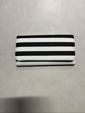 Kut from the Kloth Black & White Striped Wallet